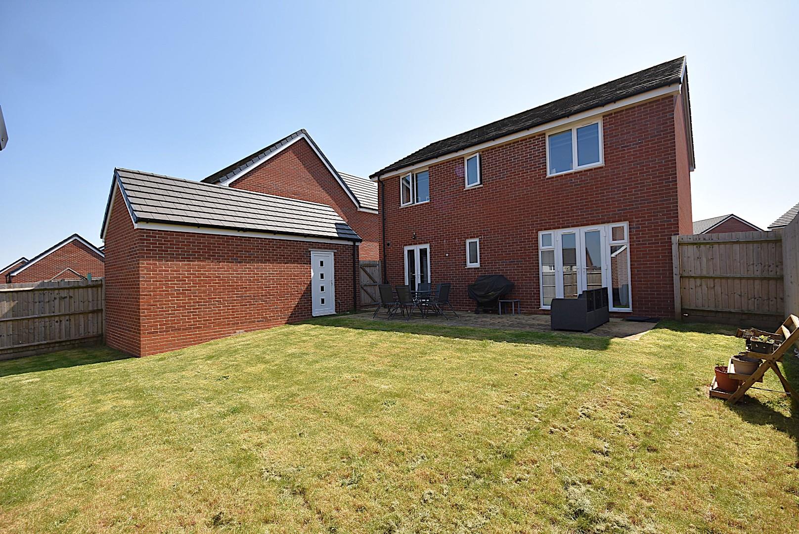 22 Melrose Walk, Sully, CF64 5WD